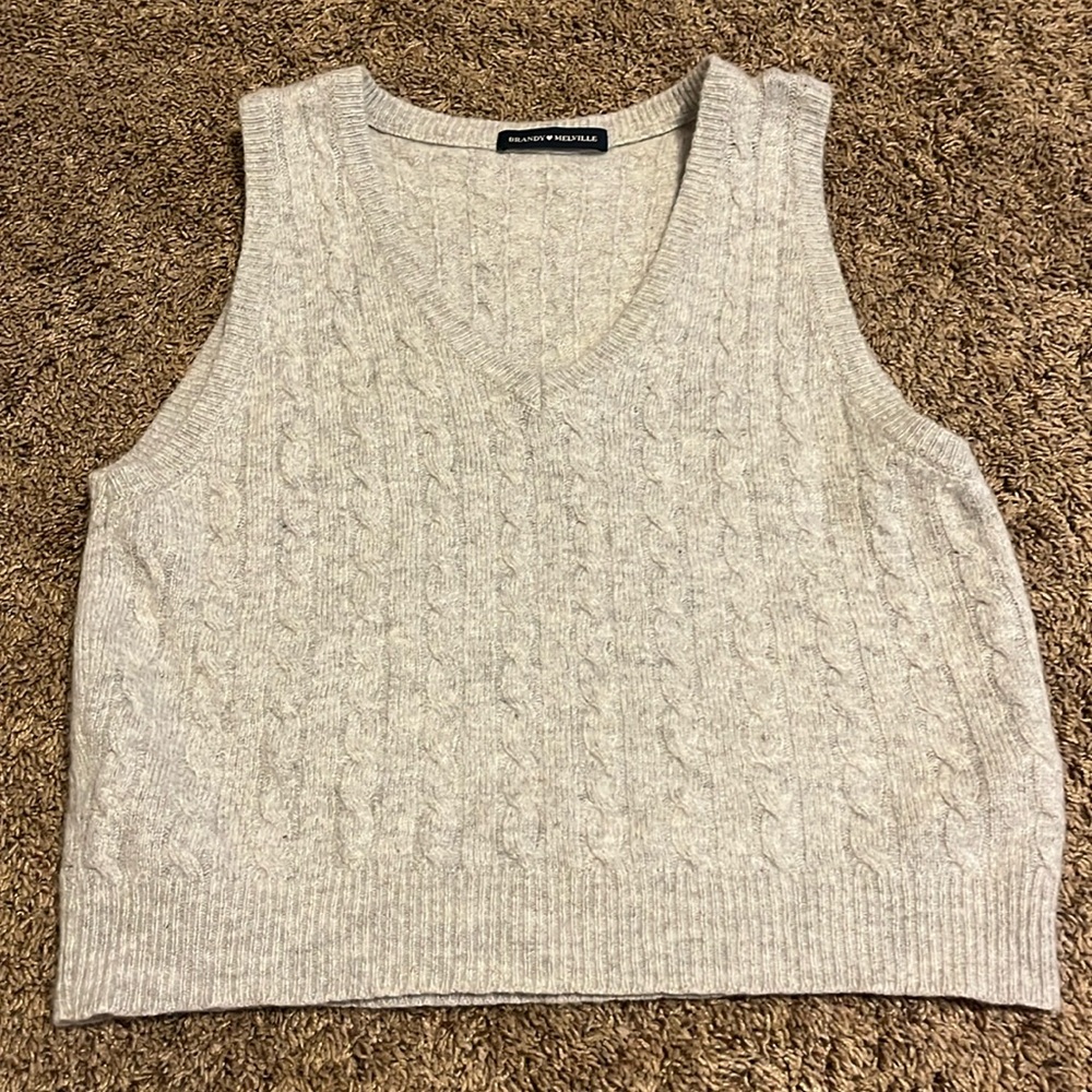 brandy melville sweater vest